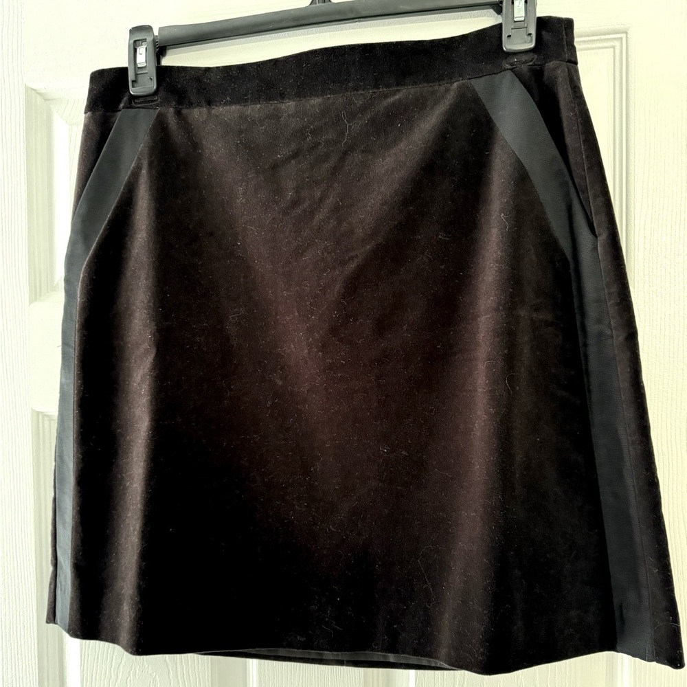 Velvet mini skirt
